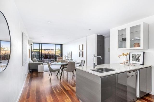 210/88 Dow Street, VIC 3207