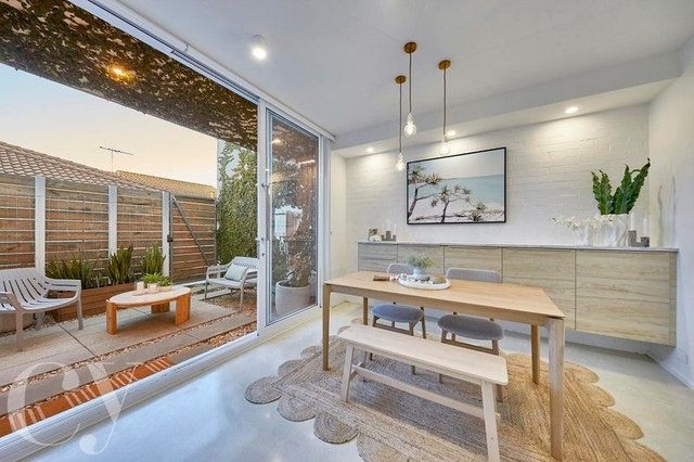 2/13 Carrington Street, WA 6157