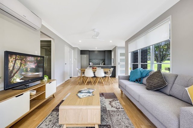 1, 4 or 10/200 Jellicoe Street, QLD 4350