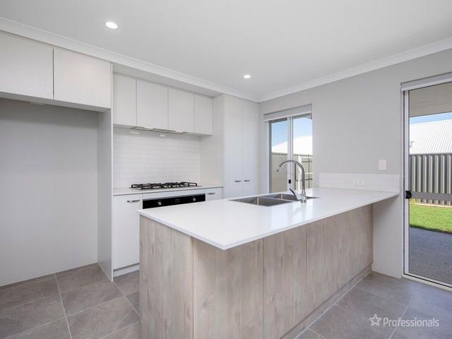 30 Hitter Street, WA 6035