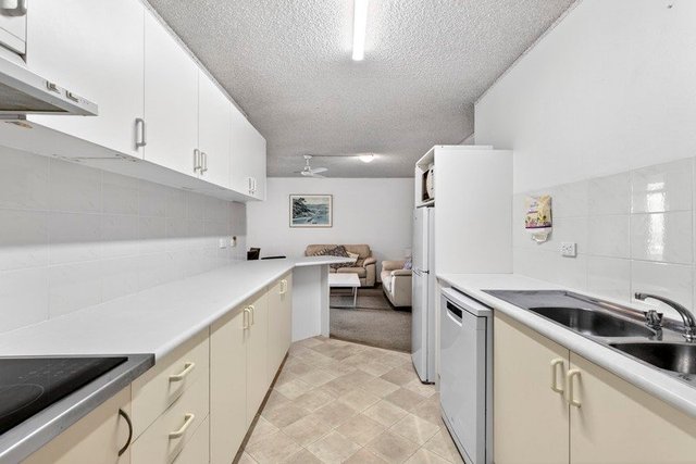 211/63 Ocean Parade, NSW 2450