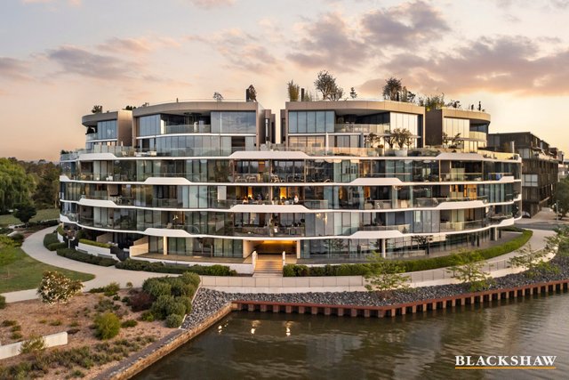 102/45 Honeysett View, ACT 2604