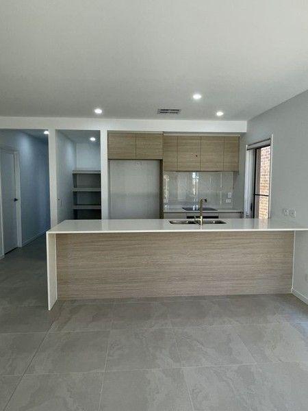 25 Genovese Avenue, QLD 4208