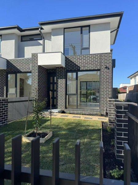 2/60 Kionga Street, VIC 3168