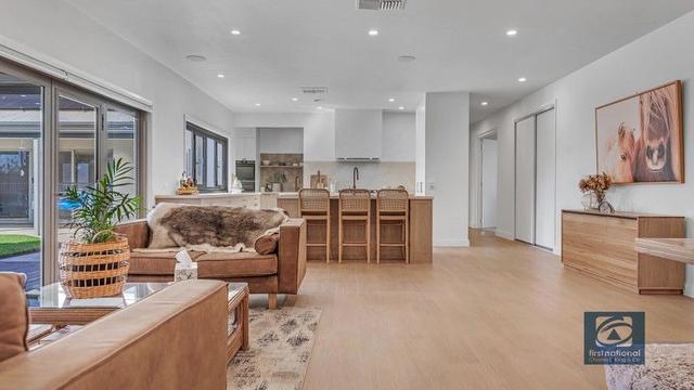 9 Wharparilla Drive, VIC 3564