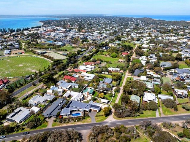 42 Donalda Avenue, VIC 3943