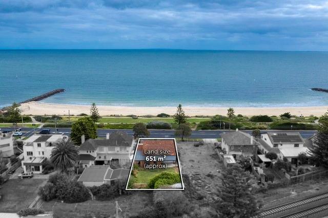 11 Beach Road, VIC 3188