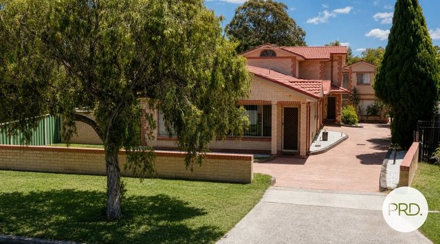 2/241 Memorial Avenue, NSW 2170
