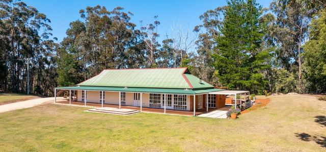 102 Ballantyne Rd, NSW 2549