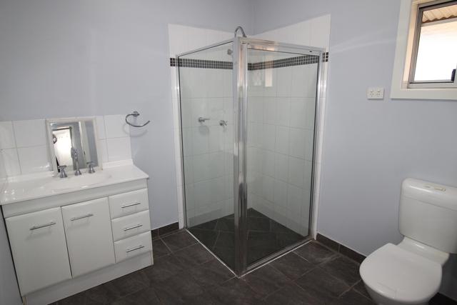 2 Dempsey St, QLD 4825