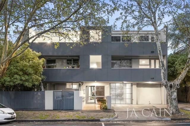 18/14 Crimea Street, VIC 3182