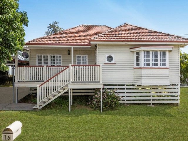 16 Kitchener Street, QLD 4304