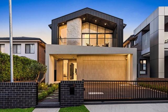 18 Tavistock Road, NSW 2221