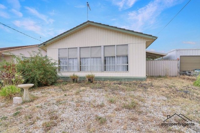 39 Hennessy Street, VIC 3400