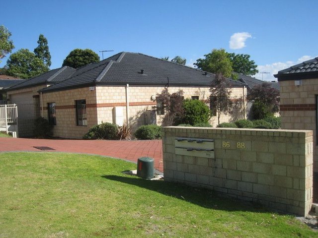 1/86-88 Chapman Road, WA 6102