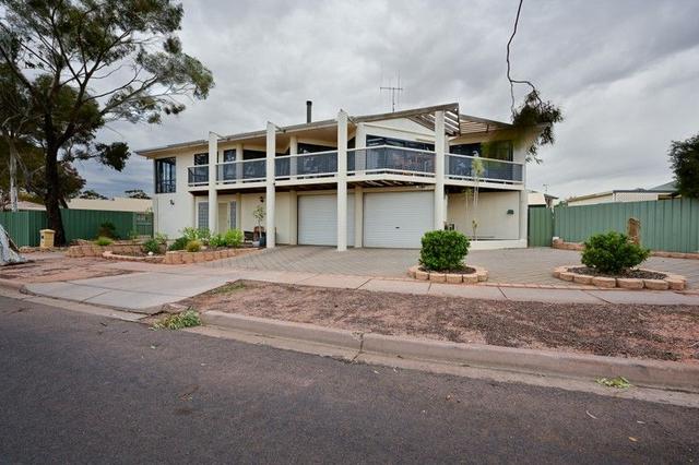 1 Raedel Court, SA 5700
