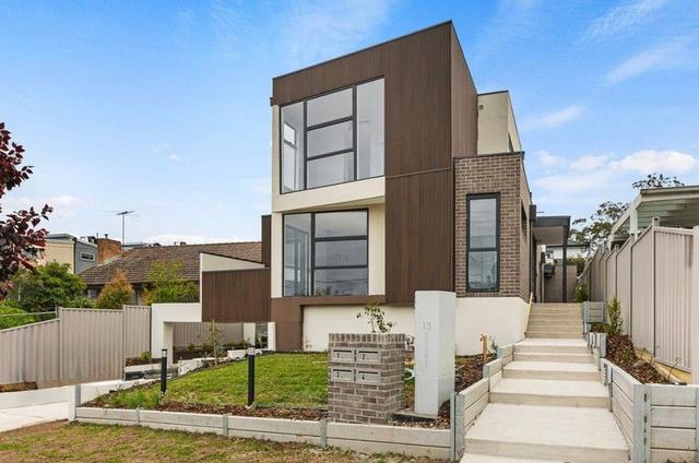 2/13 Montgomery Place, VIC 3105