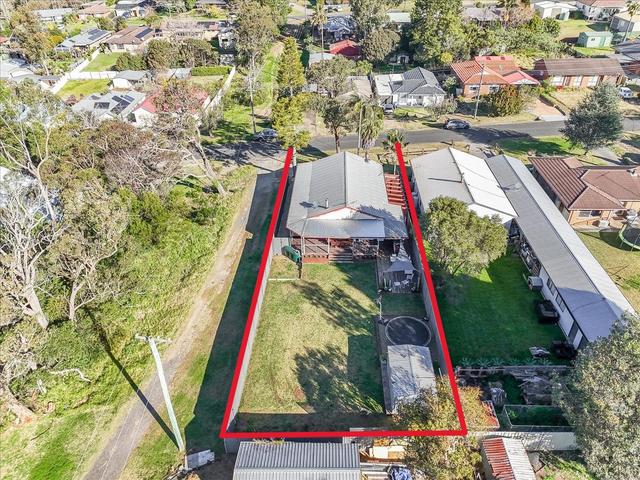 26 Wellington Street, NSW 2571