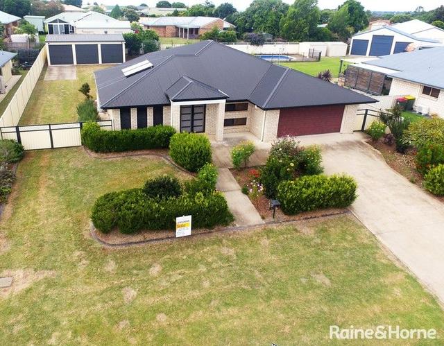 8 Hillview Parade, QLD 4610