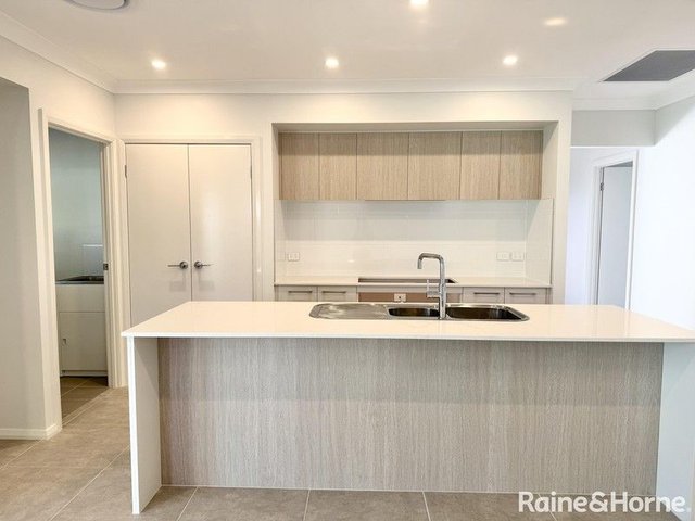 16 Mercator Crescent, NSW 2770