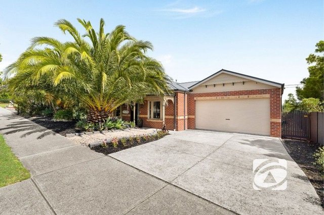 34 Windermere Boulevard, VIC 3810