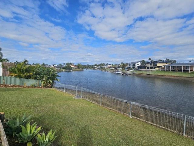 6 Coolong Crescent, QLD 4211