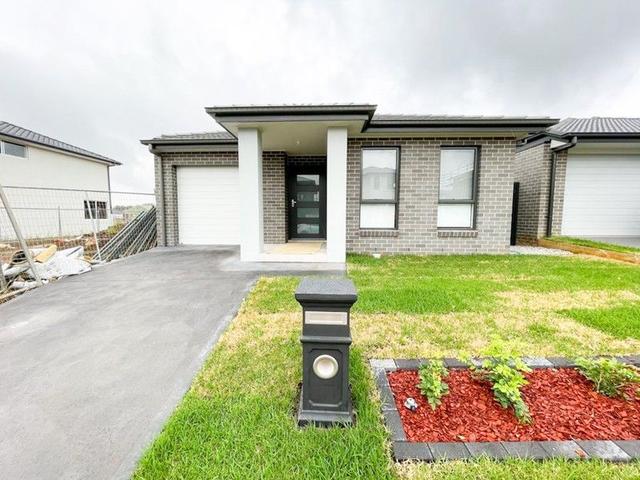 25 Cabbage Gum Avenue, NSW 2565