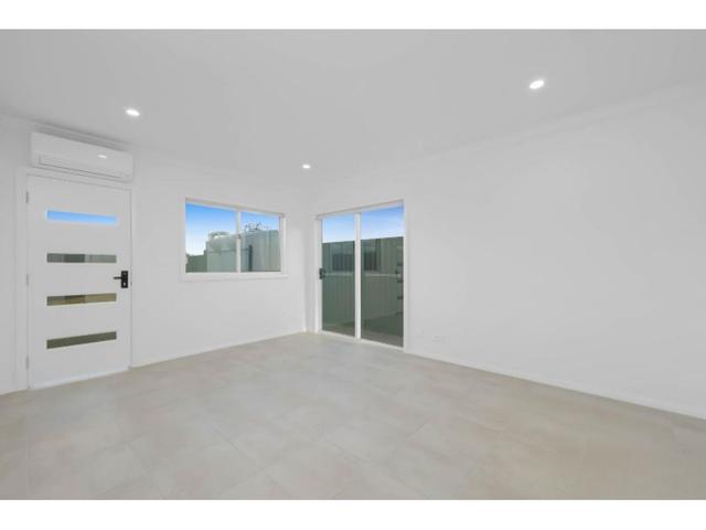 5a Wild Flower Place, NSW 2573