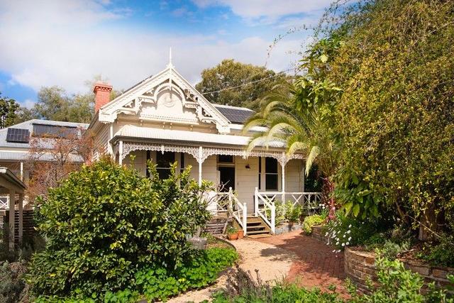 3 Hamlet St Street, VIC 3550