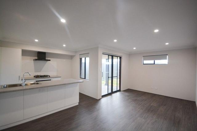 8B Inbat Court, WA 6210