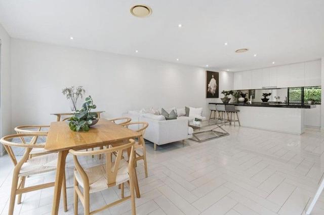 46 Theatre Drive, QLD 4217
