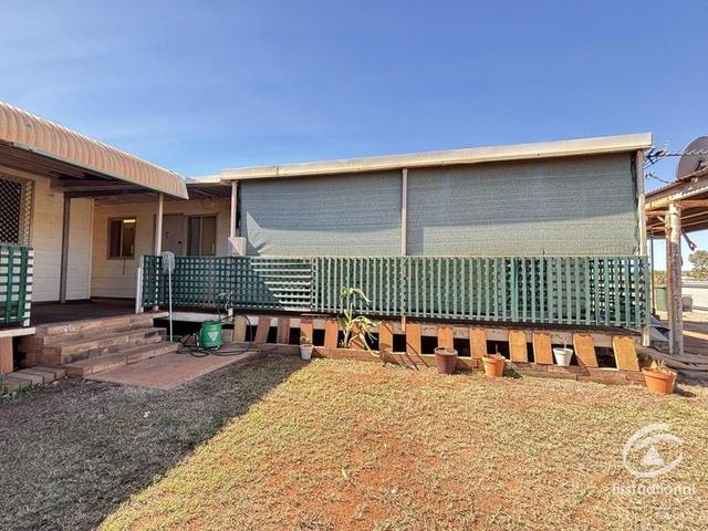 27C Harding Way, WA 6714