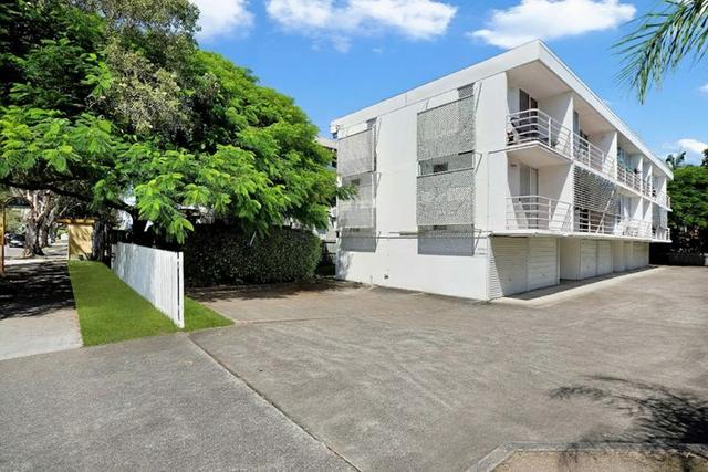 2/258 Riding Road, QLD 4171