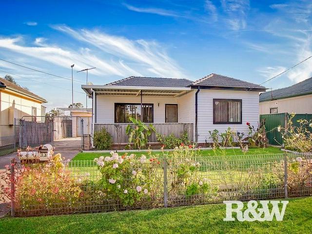 33 Catherine Crescent, NSW 2766