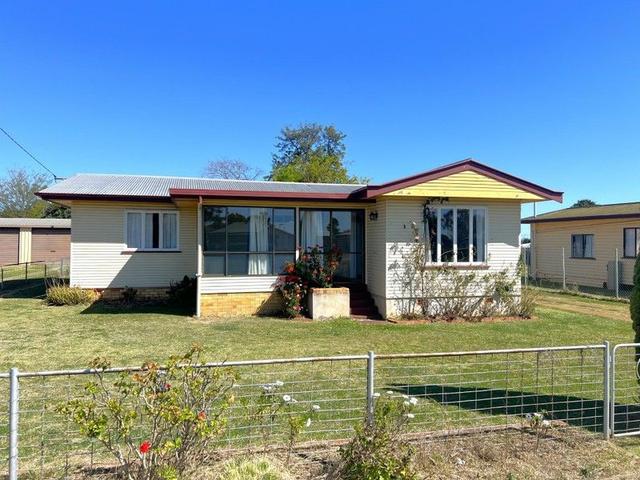 5 River Road, QLD 4610