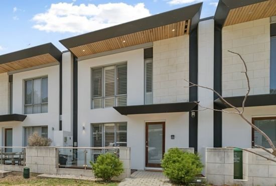 4/2 First Ave, WA 6153