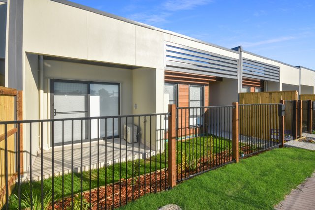 11 Settler Lane, QLD 4504