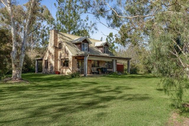 'Araucaria' 304 Hodgson Vale Road, QLD 4352