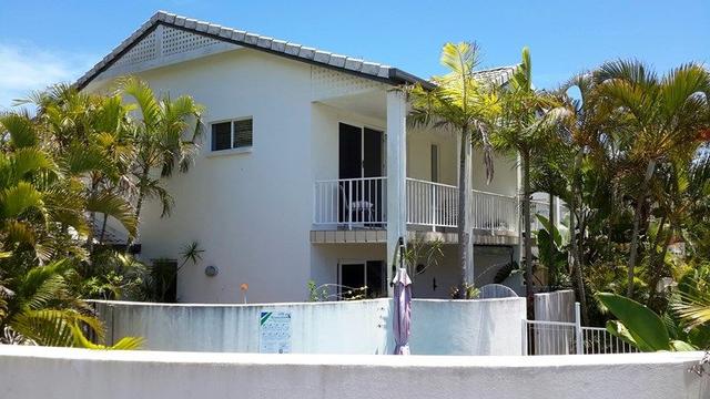 Unit 1/51 Southern Cross Pde, QLD 4567