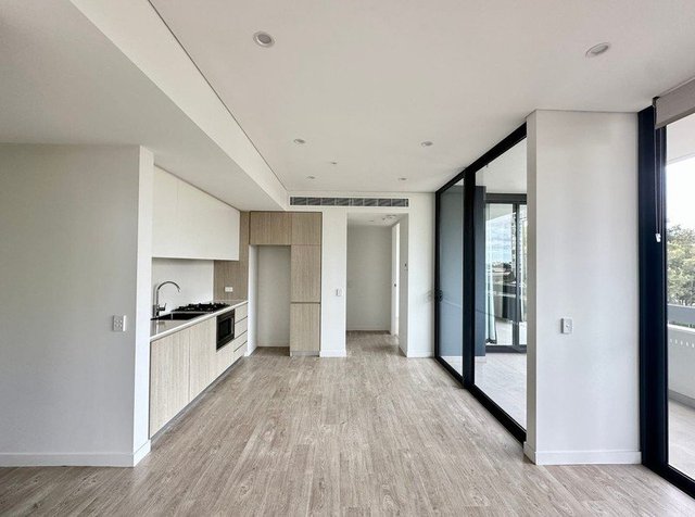 310/2 Honeyeater Street, NSW 2141