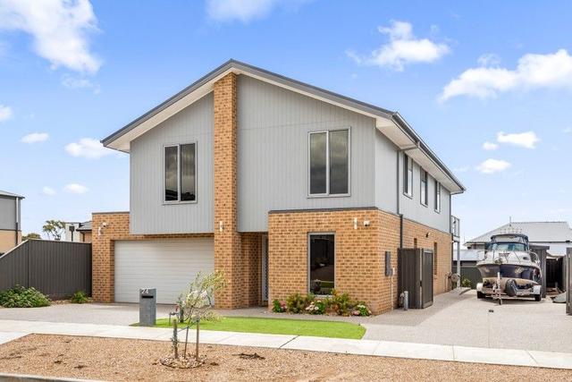 24 Hilltop Drive, VIC 3222