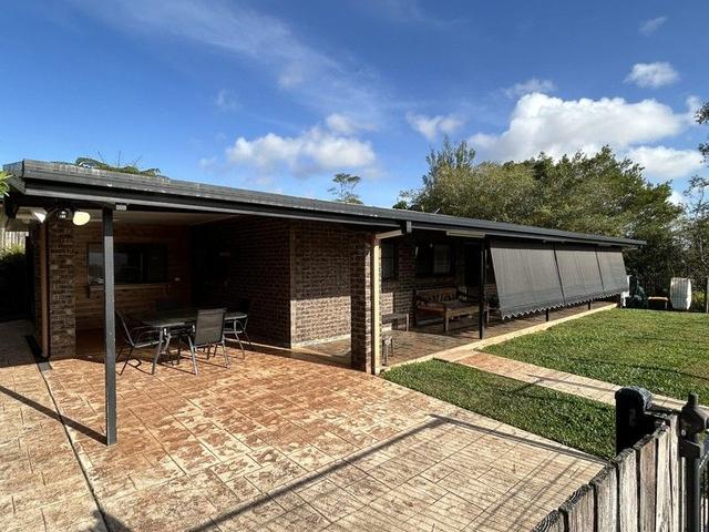 2 Centenary Drive, QLD 4883