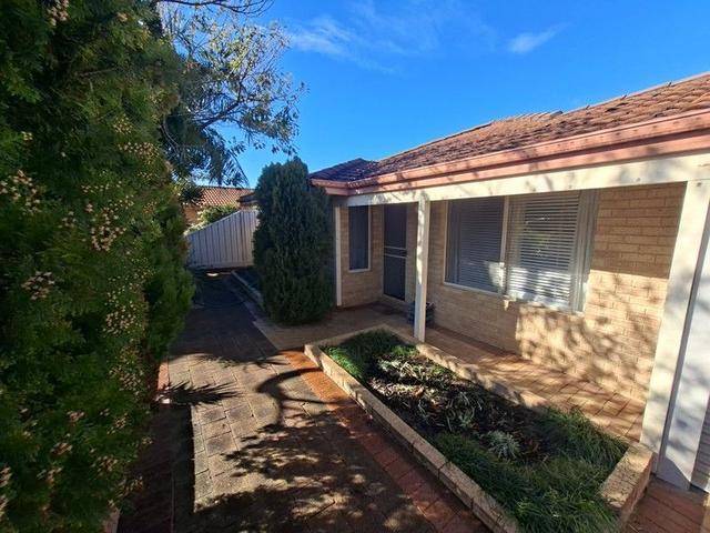 4 Whitepeak Place, WA 6025