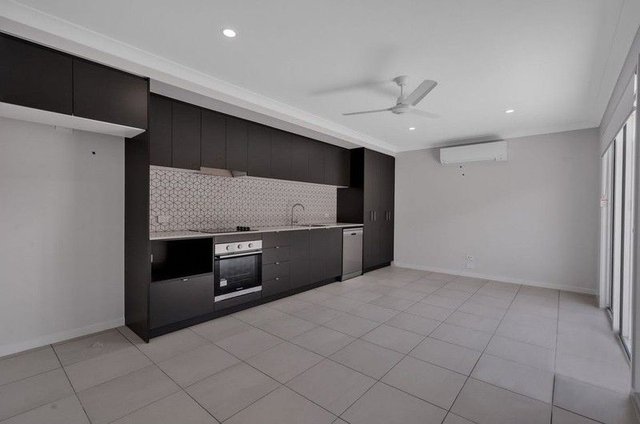 2/38 Bisschop St, QLD 4508