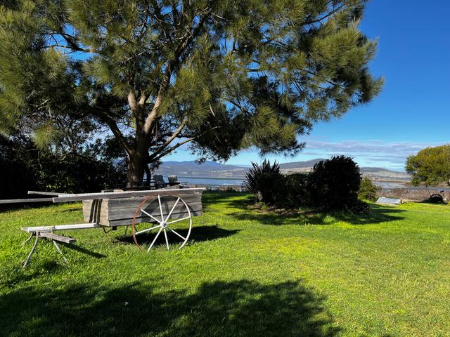 224 Bay Road, TAS 7177