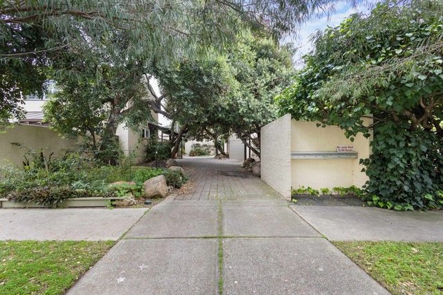 2/5 Park Road, WA 6009