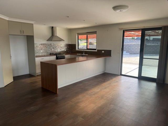 1 Rowena Court, TAS 7310
