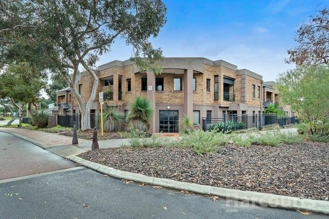 1/9 Lakeside Drive, WA 6027