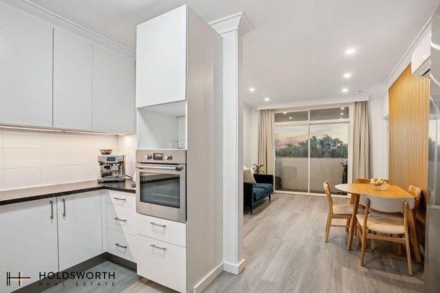 13/19 Raymond Street, WA 6060