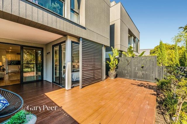 10/25 Truganini Rd, VIC 3163